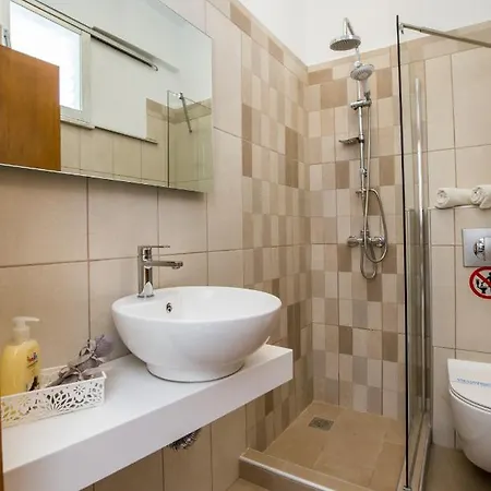 Hotel Haus Irene Potos